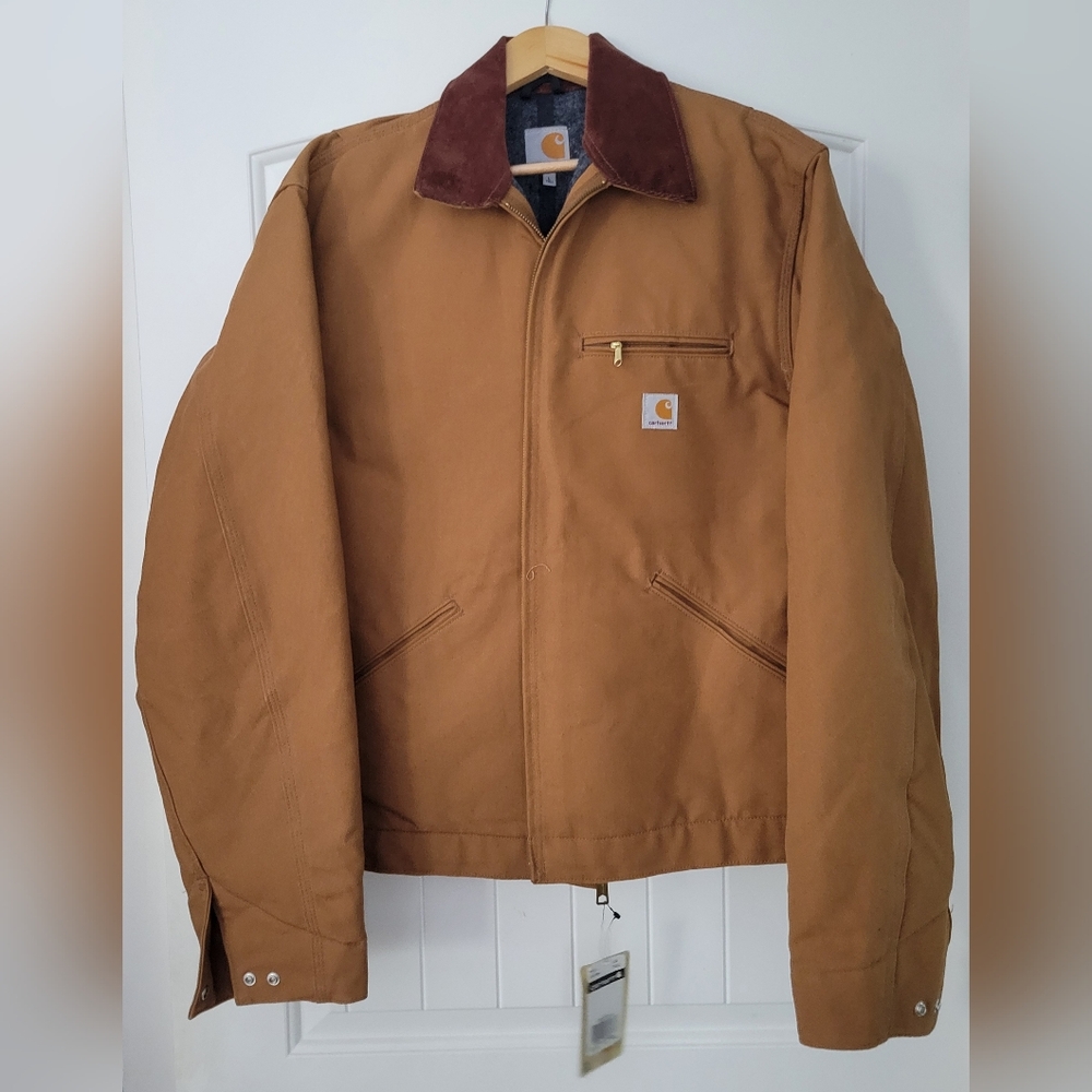 Carhartt Men's Tan Jacket with Brown Collar